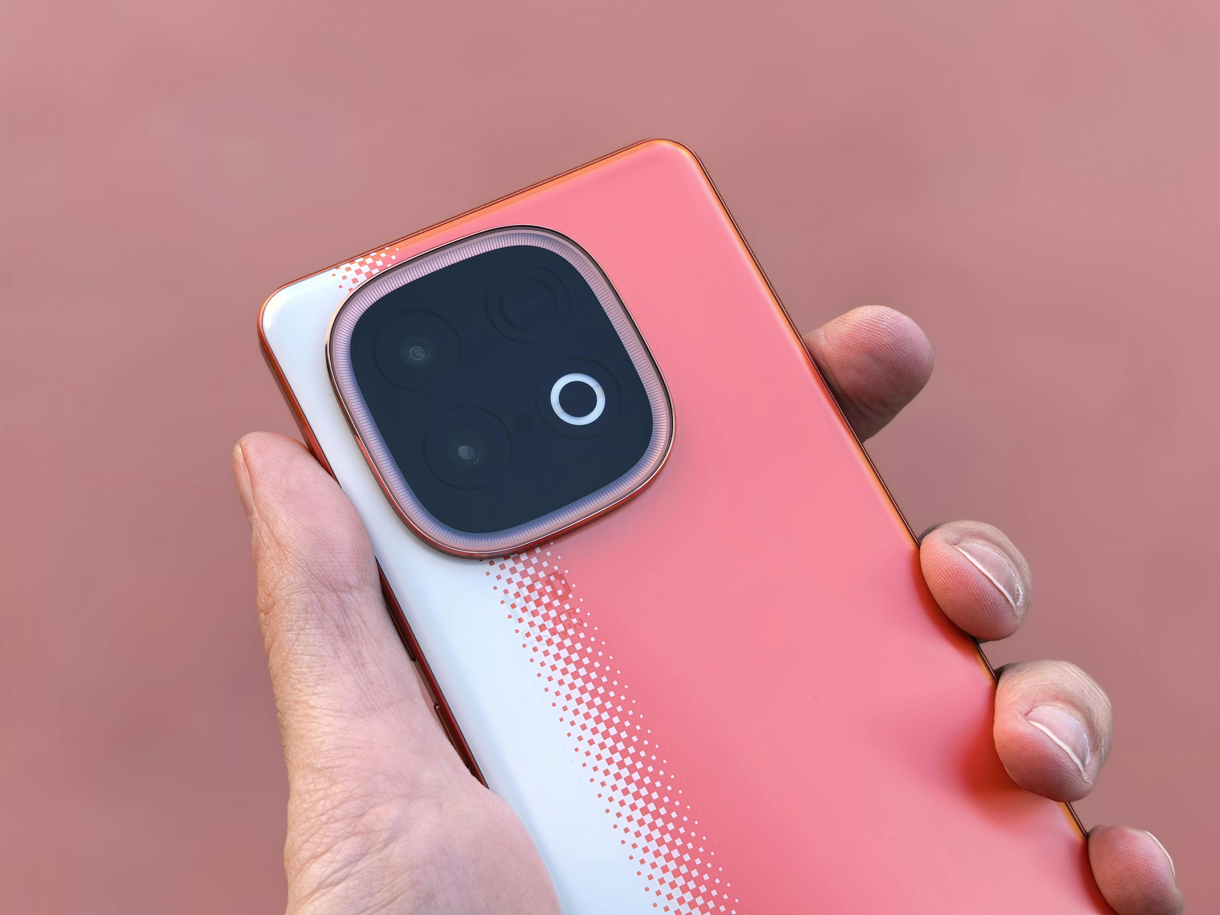 Wymiana tylnej szyby w telefonie – serwis smartfonów